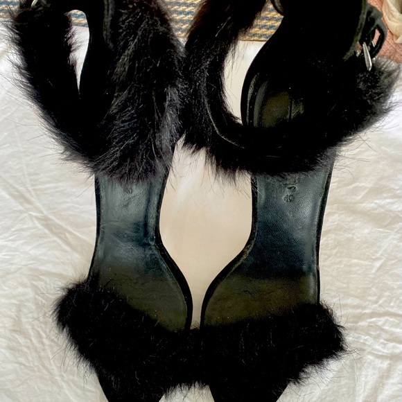 Zara high heels with furry straps, size 40 - Picture 2 of 4